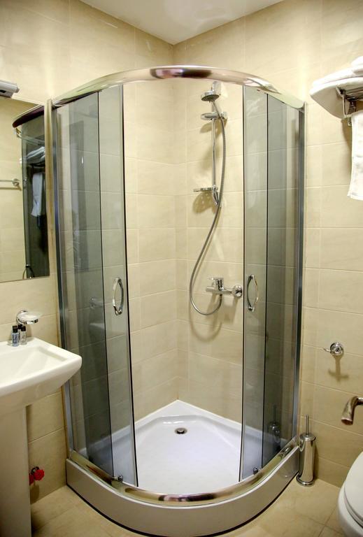 Hotel Feri Tbilissi Extérieur photo