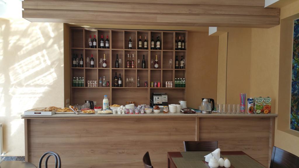 Hotel Feri Tbilissi Extérieur photo