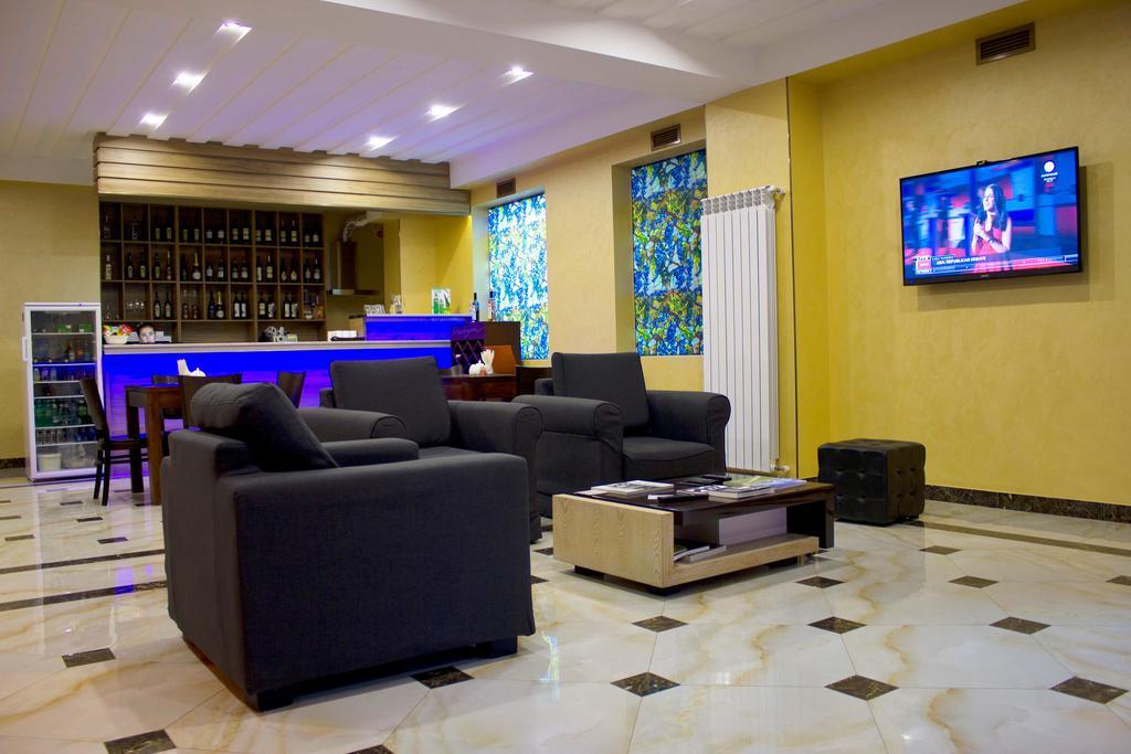Hotel Feri Tbilissi Extérieur photo