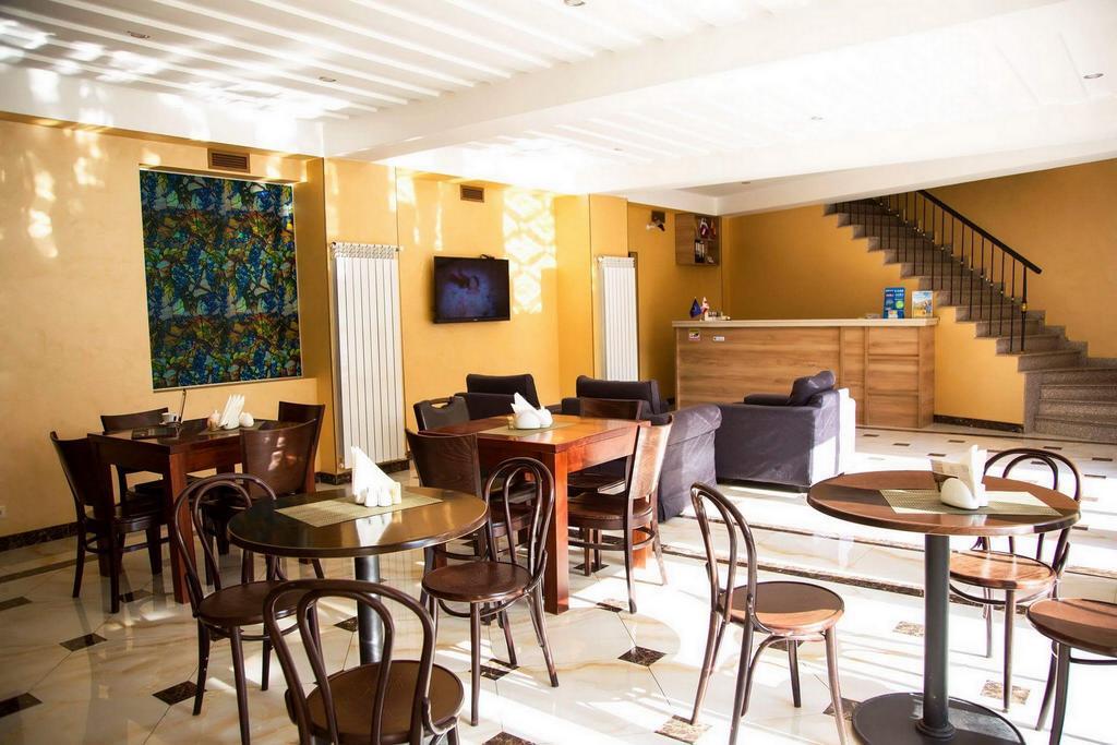 Hotel Feri Tbilissi Extérieur photo